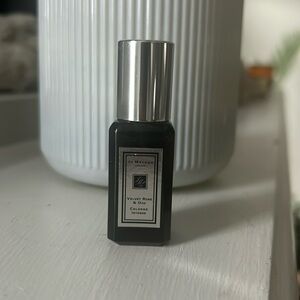 Jo Malone Velvet Rose and Oud. 9ML. New unused